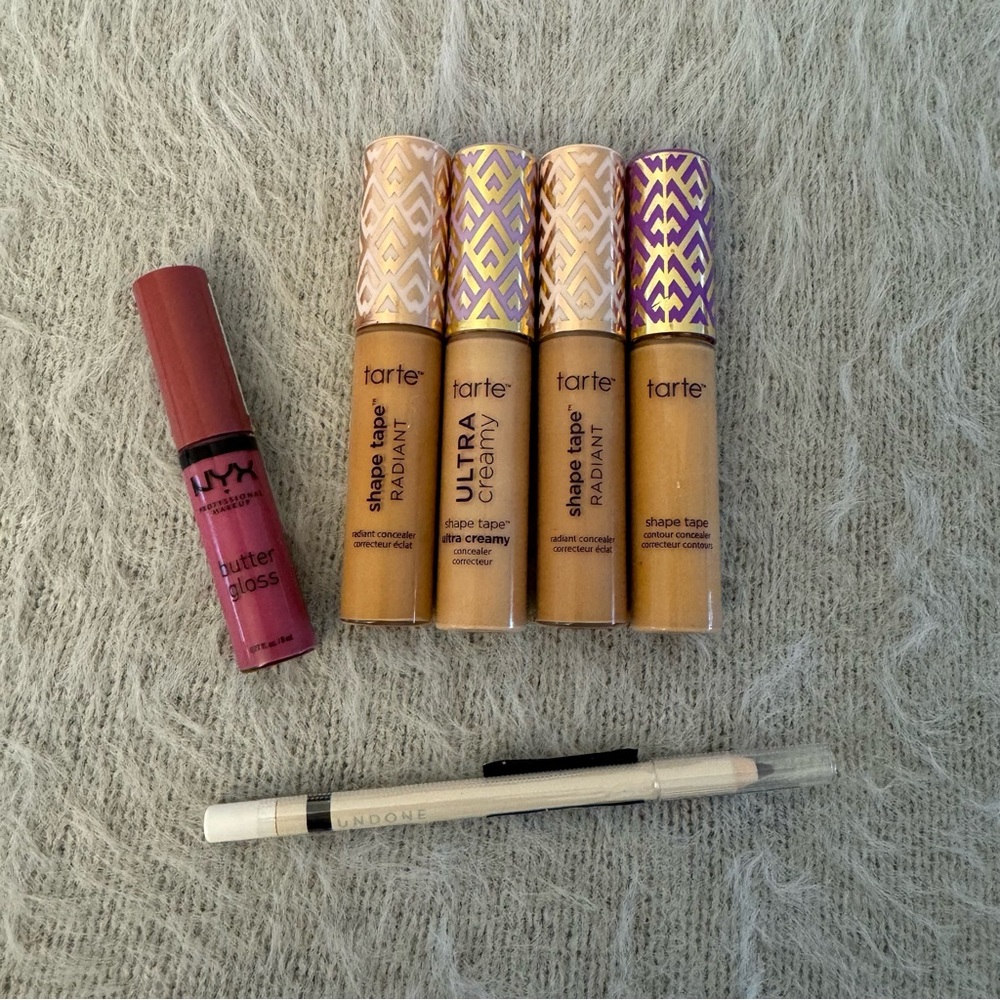 Bundle beauty set of 5 Liquid Foundation Skin Tone Repairing Oil and pencil